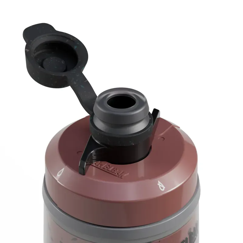 Camelbak Podium Dirt Series Chill 21oz Bike Bottle in Sierra Red-3