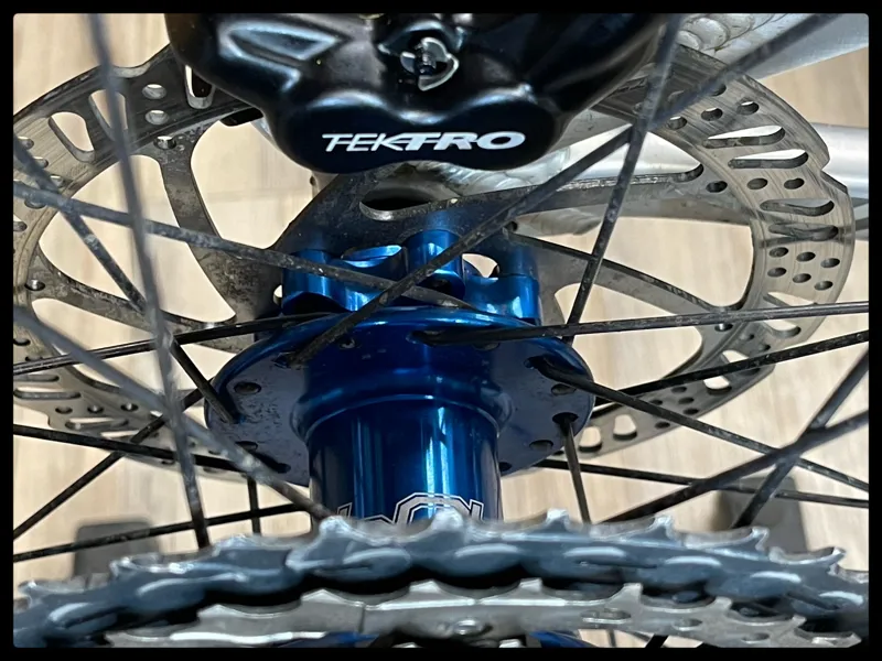 Giant Trance 1 27.5 Medium Silver 2015 Approved Used-6