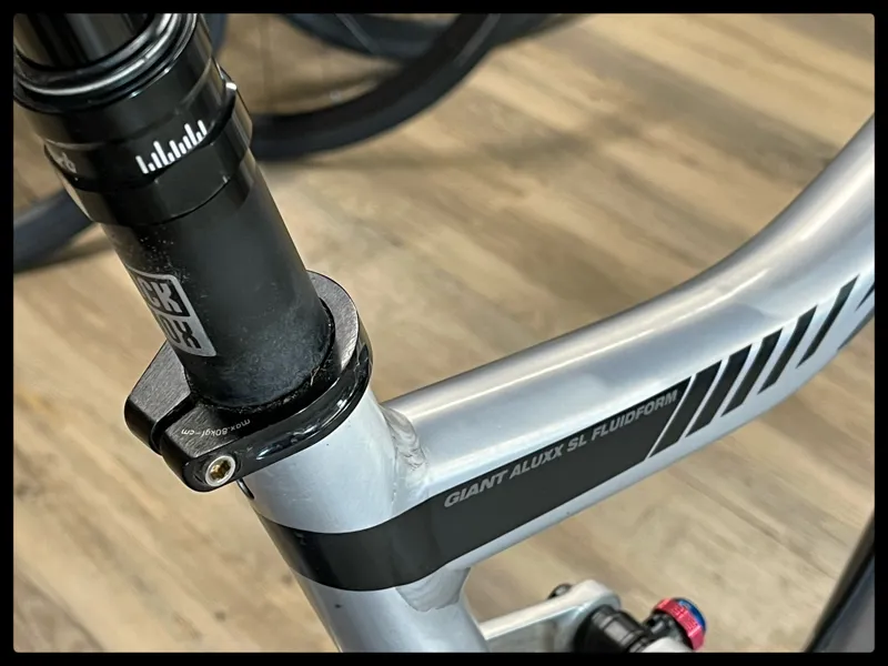 2015 Giant Trance 1 27.5 Mens Alu MTB in Silver