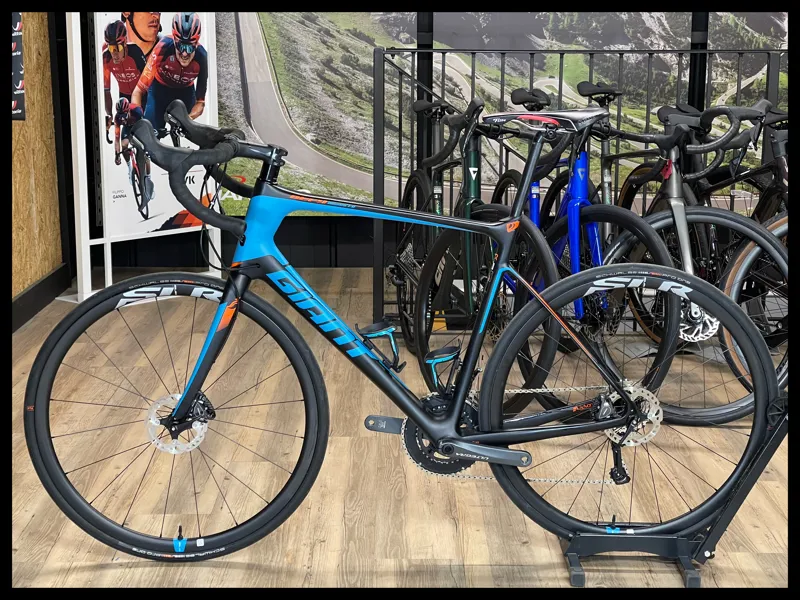 Defy Adv Pro 1 Large Black/Blue 2017-1