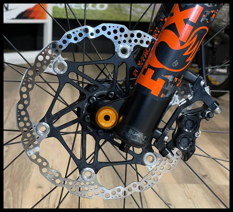 SANTA CRUZ NOMAD MEDIUM Blue  2017-9