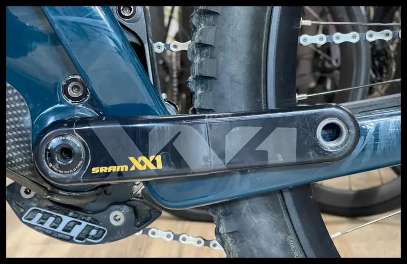 SANTA CRUZ NOMAD MEDIUM Blue  2017-12