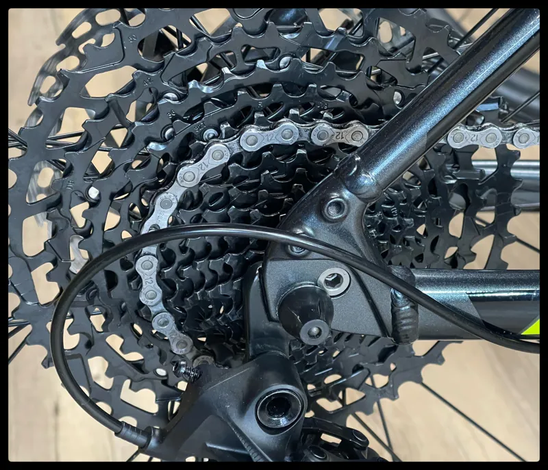 Giant Talon 29 1 Medium Charcoal 2020-4