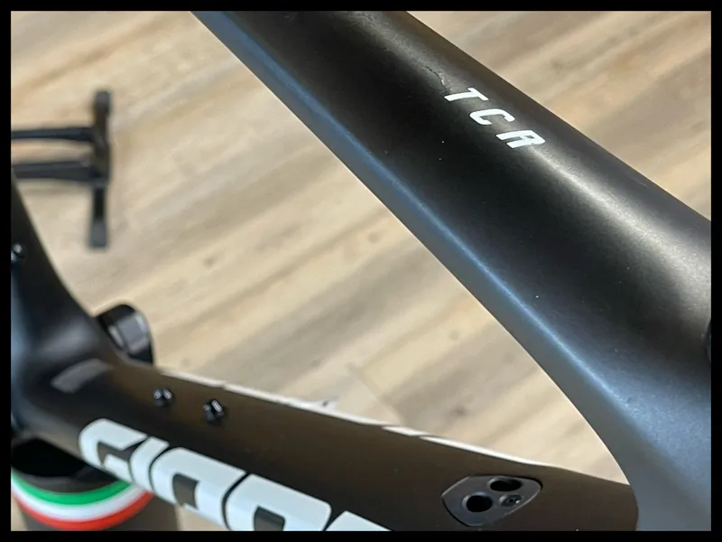 Giant TCR Advanced Pro 1 Disc Medium  Carbon Frameset  2021-3