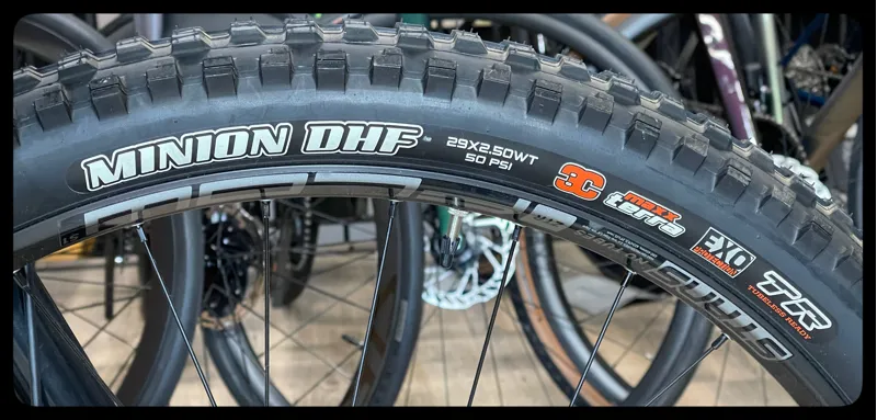 GT Sensor Carbon Expert 29er Mens Deep Teal Medium 2021-11