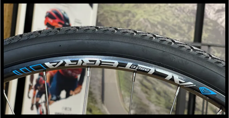 GT Transeo Sport Fitness Bike Blue LARGE 2021-4