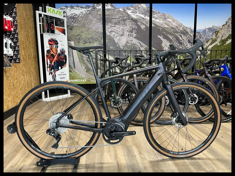 Giant Revolt E+ Pro XR 25km/h M-Large Rosewood 2021