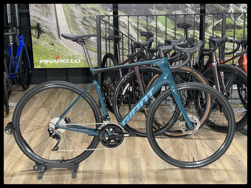 Giant Defy Advanced 2022 Recensione Giant Defy Advanced Review Cyclist