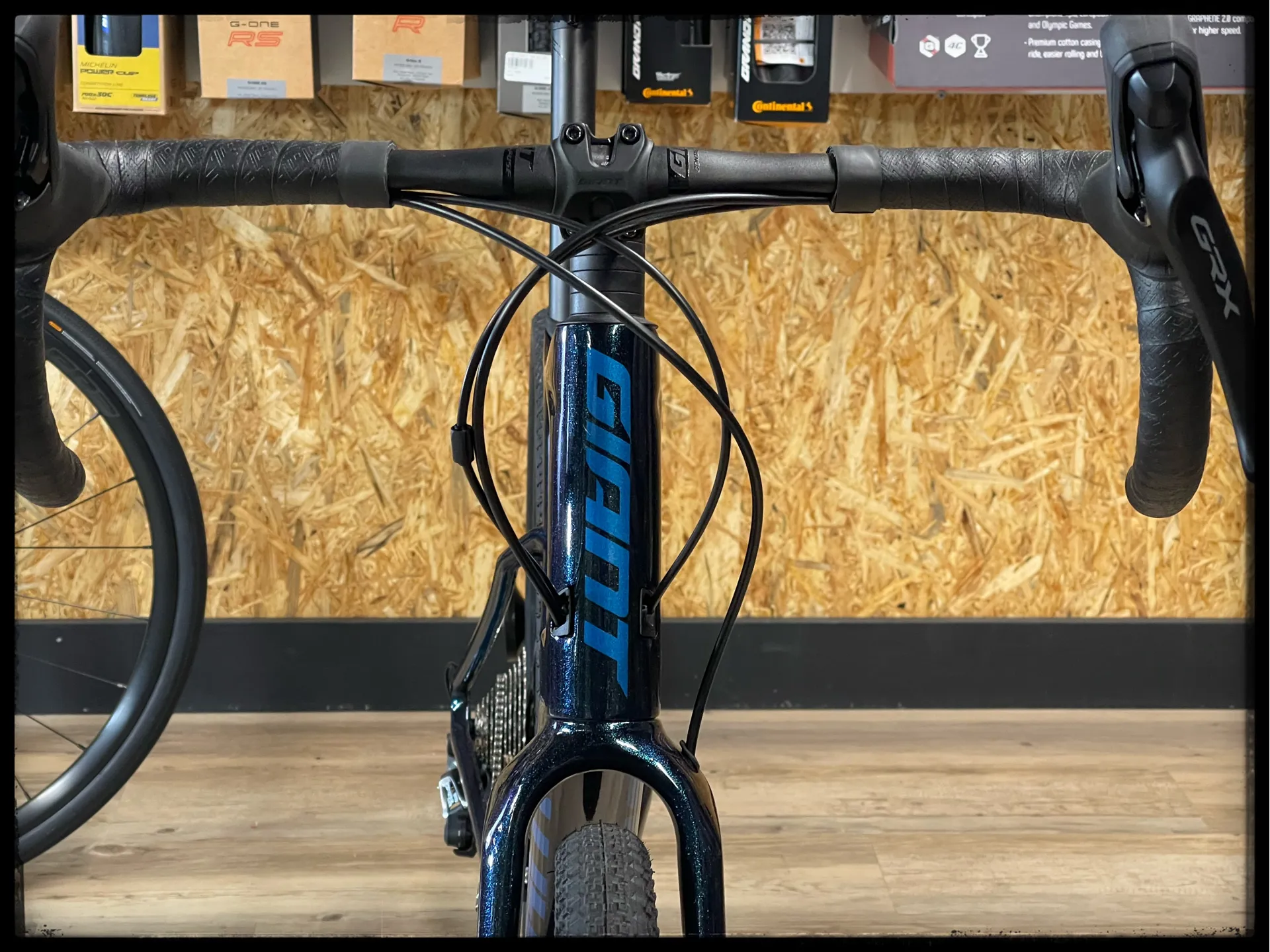 2022 Revolt Advanced Men's Road Bike in Green - Main Image