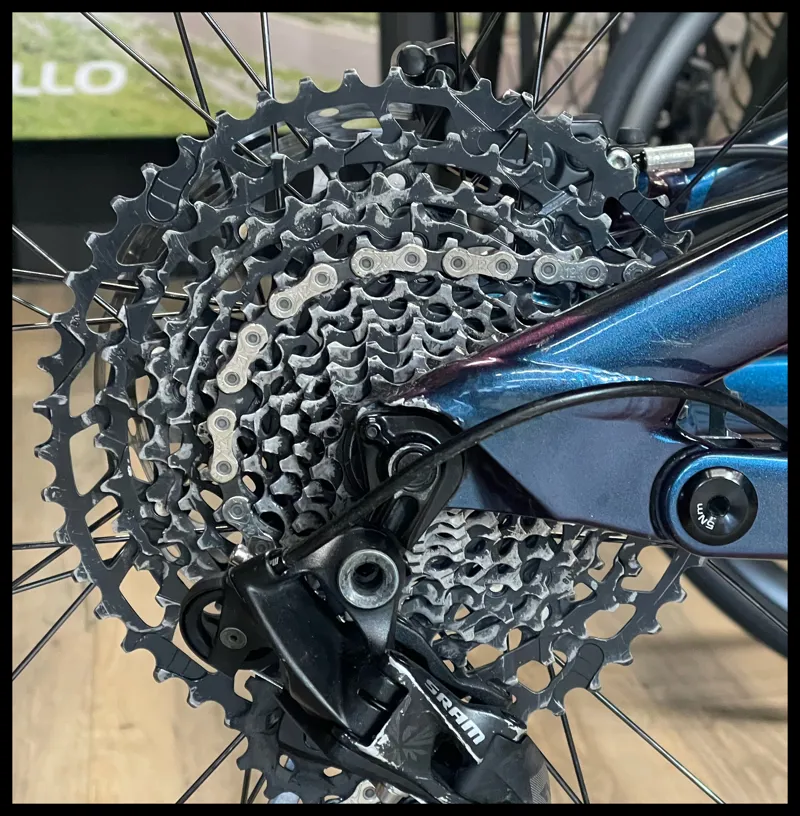 Cannondale Habit Carbon SE 29er Chameleon Medium 2022-7