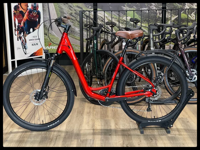 Cannondale Adventure EQ Unisex Candy Red Medium 2022 Ex-Demo-1