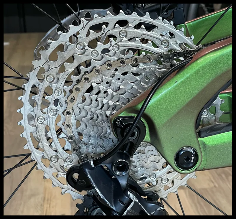 Cannondale Jekyll 1 Carbon 29er Beetle Green Medium 2022 Approved Used-4