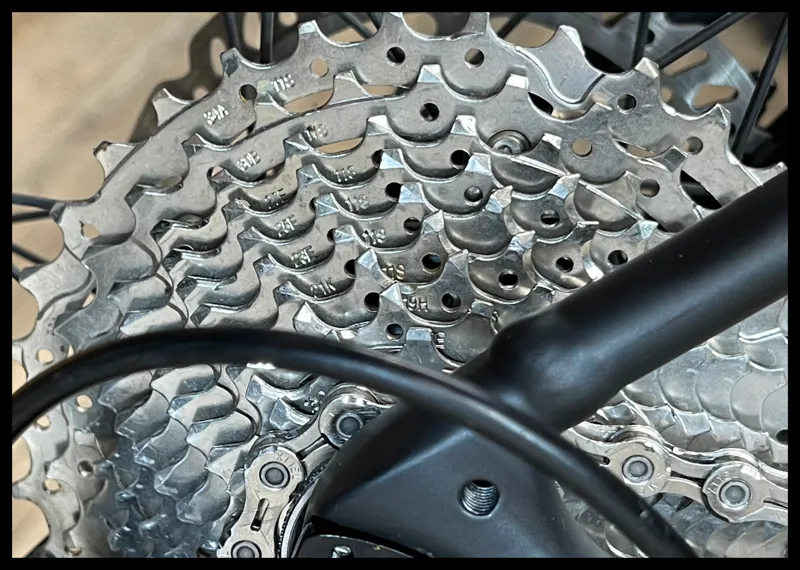 Giant Contend AR1 Medium Dark Grey 2021-3