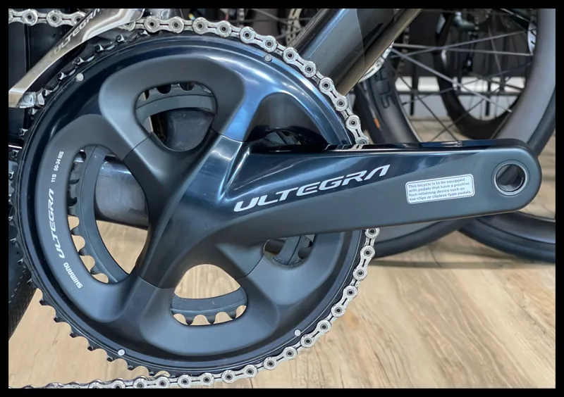 Giant Defy Advanced Pro 2-UT Medium Black Chrome 2022 Ex-Demo-7