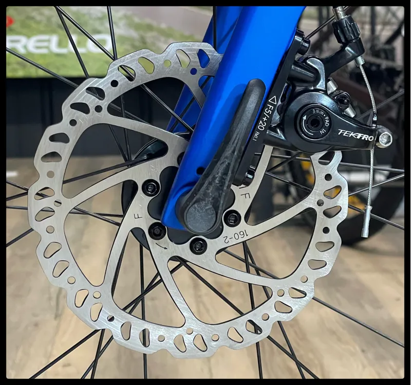 Giant Revolt 2 X-Large Sapphire 2022-9