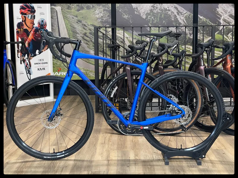 Giant Revolt 2 X-Large Sapphire 2022-1