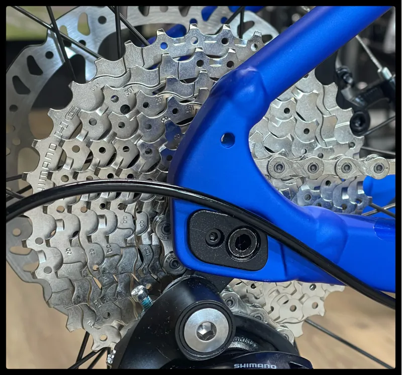 Giant Revolt 2 X-Large Sapphire 2022-4