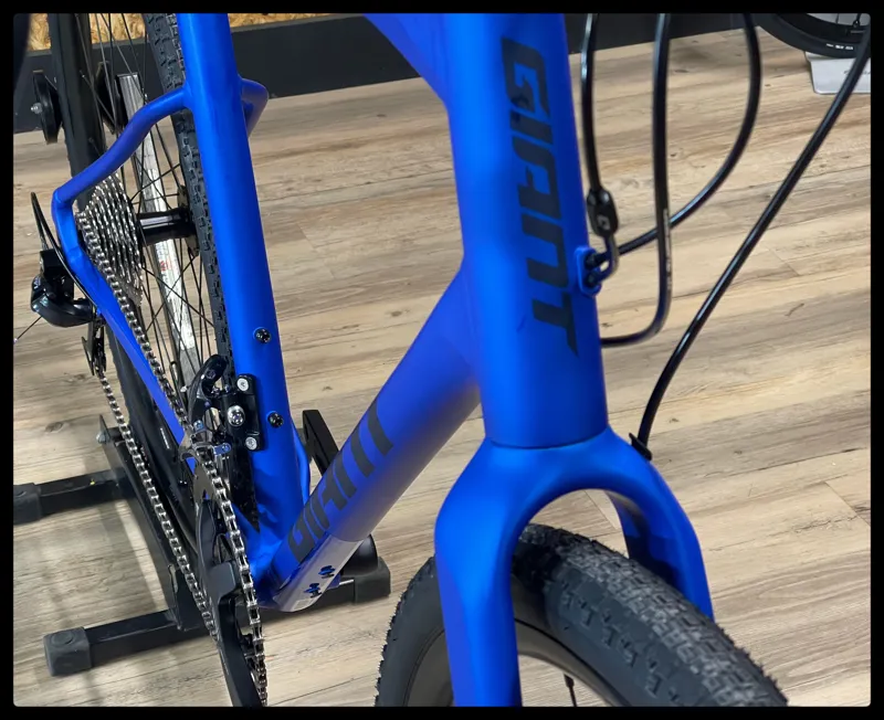 Giant Revolt 2 X-Large Sapphire 2022-3