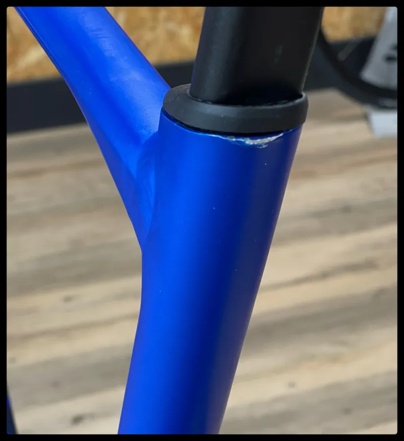 Giant Revolt 2 X-Large Sapphire 2022-10