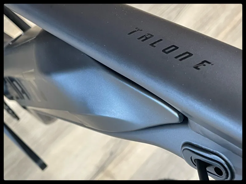 Giant Talon E+ 29er Sport 25km/h Medium Graphite 2022-3