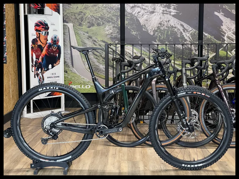 Giant Trance Advanced Pro 29 1 Large Carbon/Black Diamond 2022 Ex-Demo