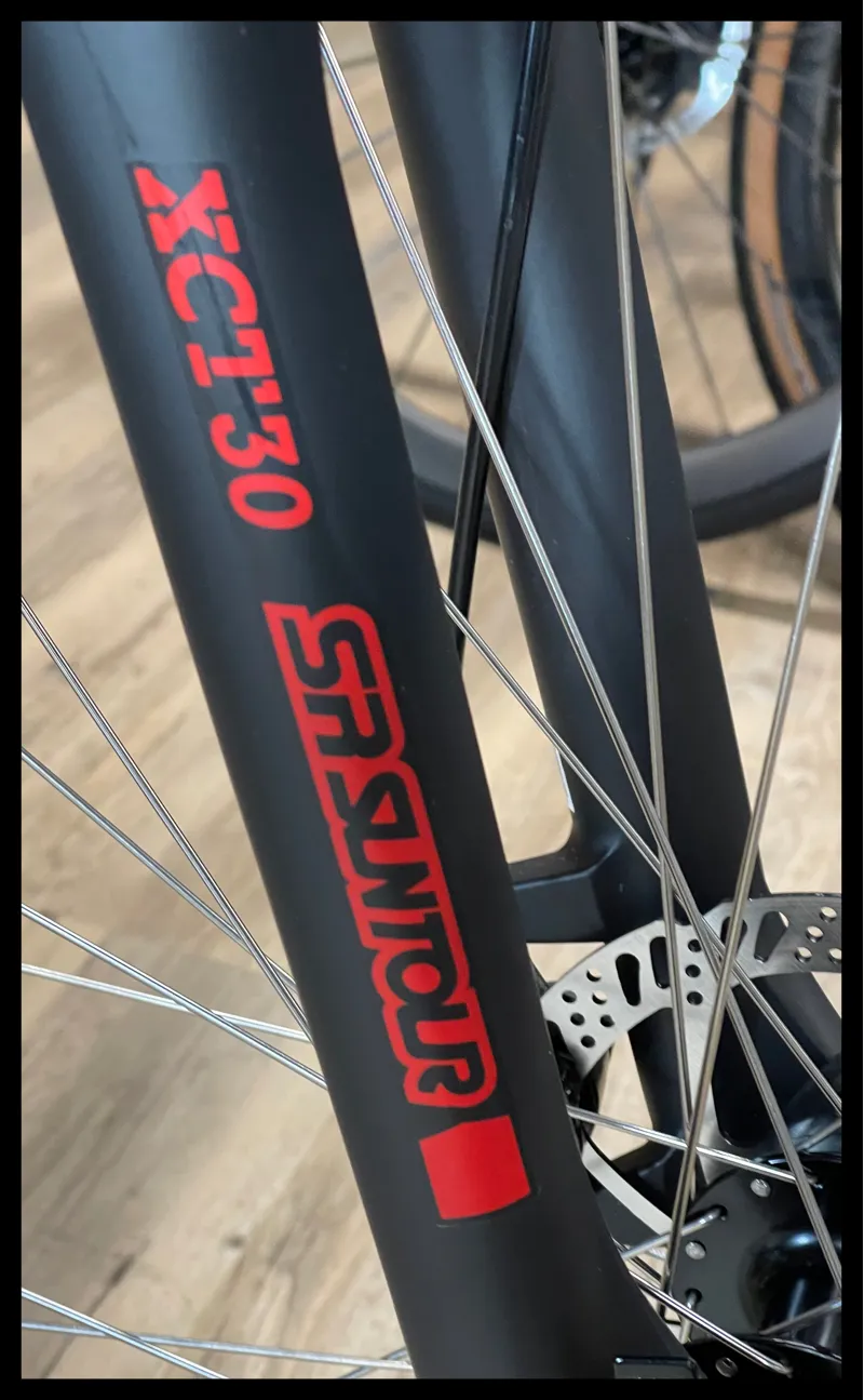 GT Aggressor Comp 29er Medium Satin Black MTB 2022-3