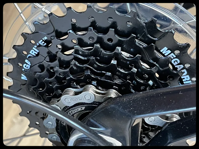 GT Aggressor Comp 29er Mens MTB Black Small 2022-6