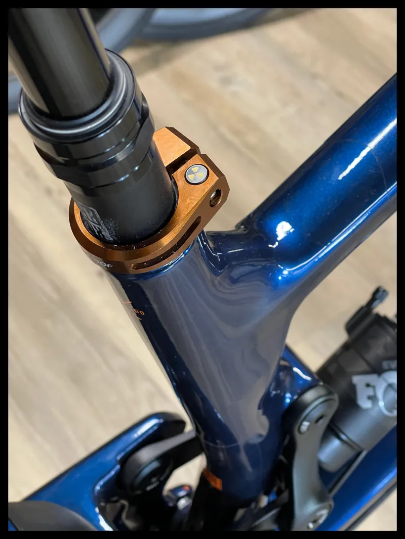 NUKEPROOF GIGA 290 CARBON Large Kraken Blue 2022-2