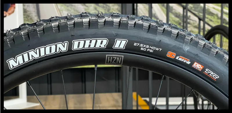 RAGLEY Blue Pig Race Medium Blue 2022-7