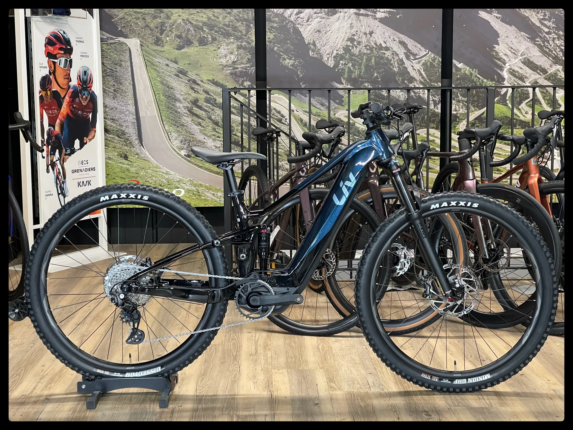 2023 Liv Embolden E+ Womens Alu eBike in Blue