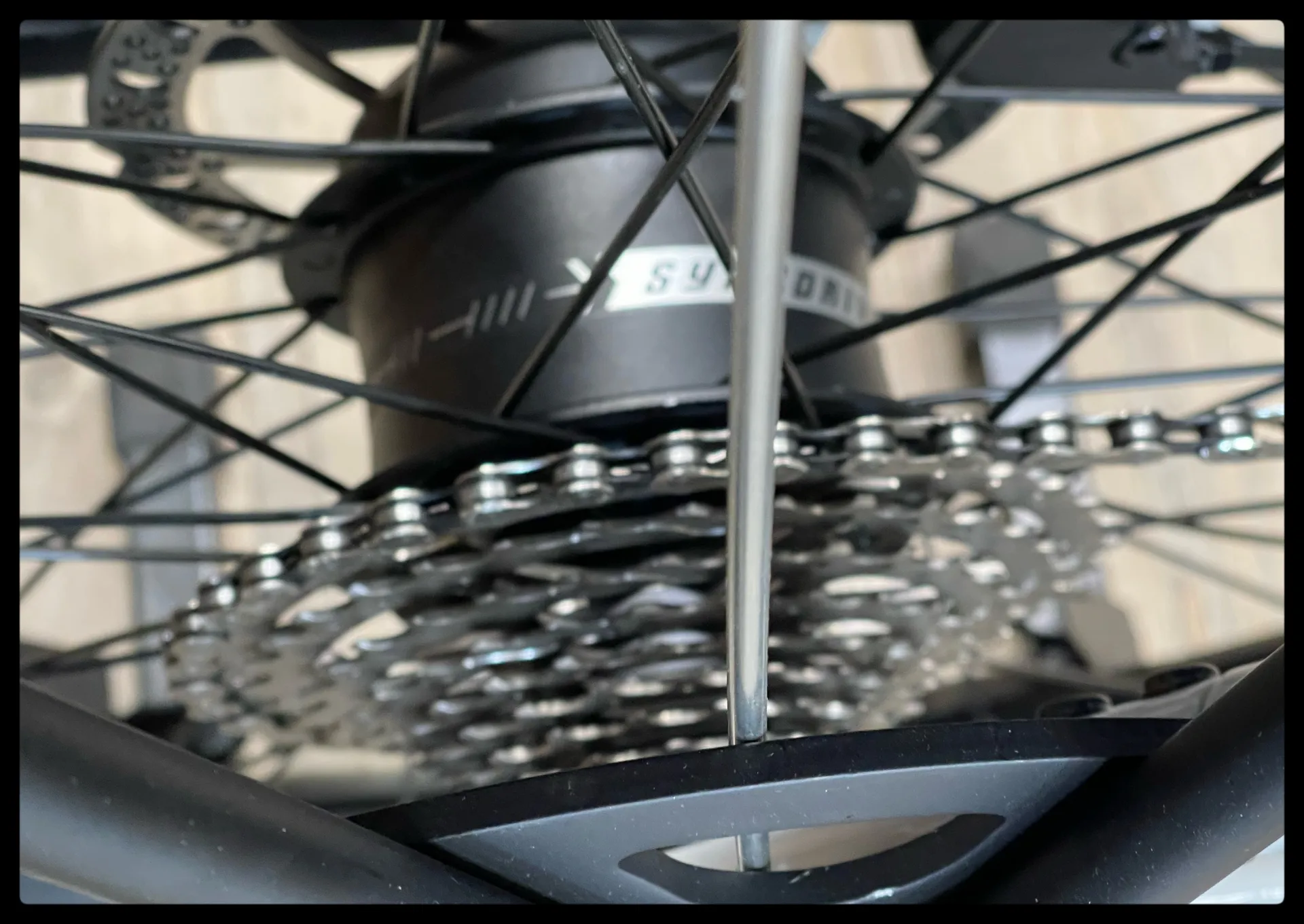 2023 Momentum Voya E+3 Mens Alu ebike in White