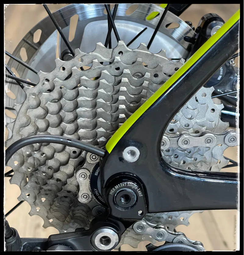 CANNONDALE SYNAPSE CARBON 2 RL DISC ROAD BIKE 54cm 2023 Ex-Demo-3