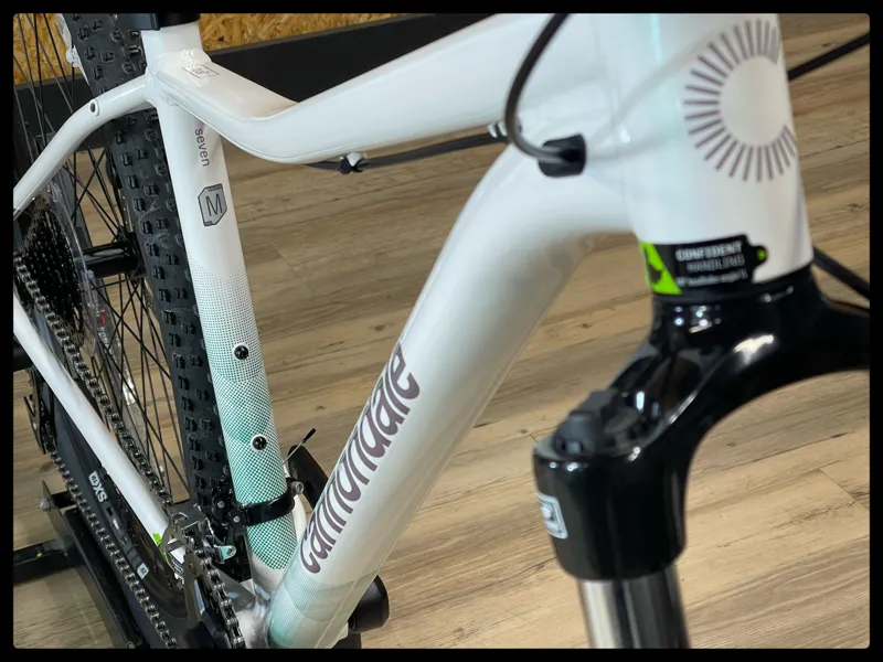 Cannondale Trail 7 29er Iridescent Medium 2023-2