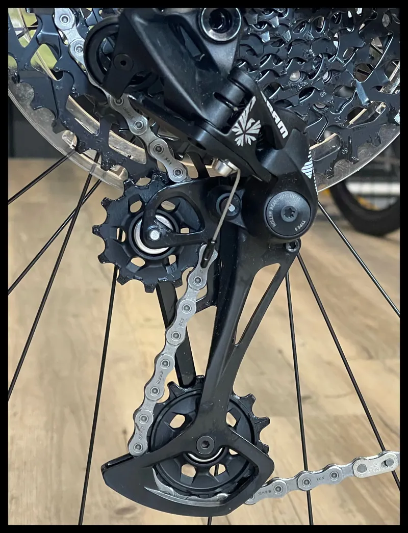 CannondaleTrail SE 1 29er Meteor Grey Medium 2023 Ex Demo-5