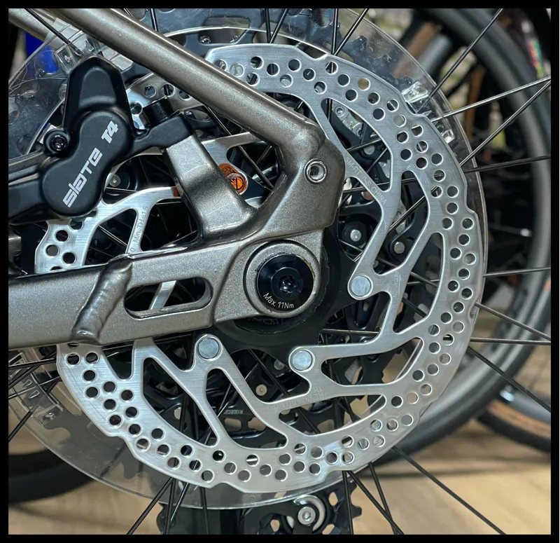 CannondaleTrail SE 1 29er Meteor Grey Medium 2023 Ex Demo-7