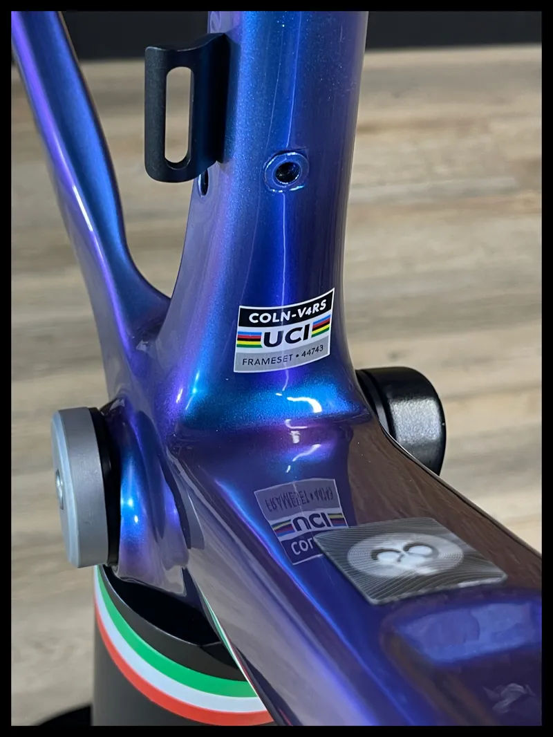 Colnago V4RS Disc 2024 Carbon Road Frameset RVBU-6