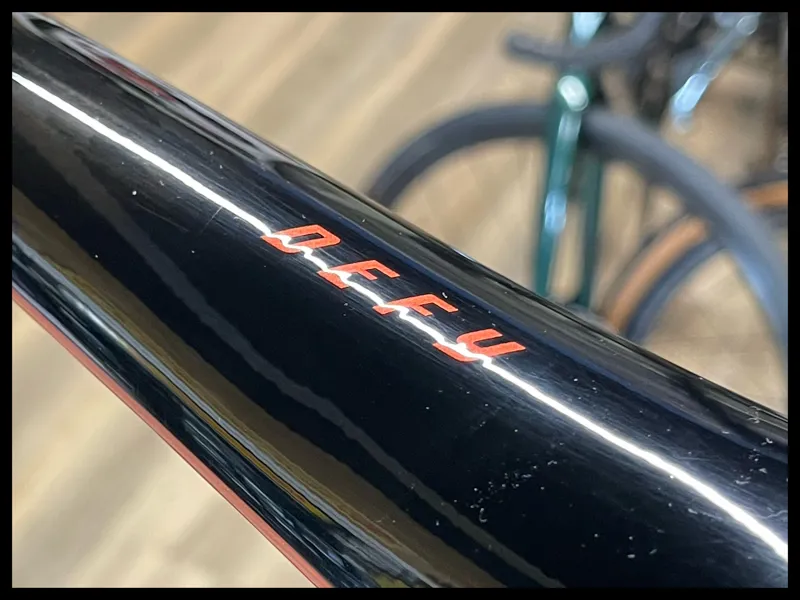 Giant Defy Advanced 0 Large Carbon/Terracotta Frame Set 2023-7