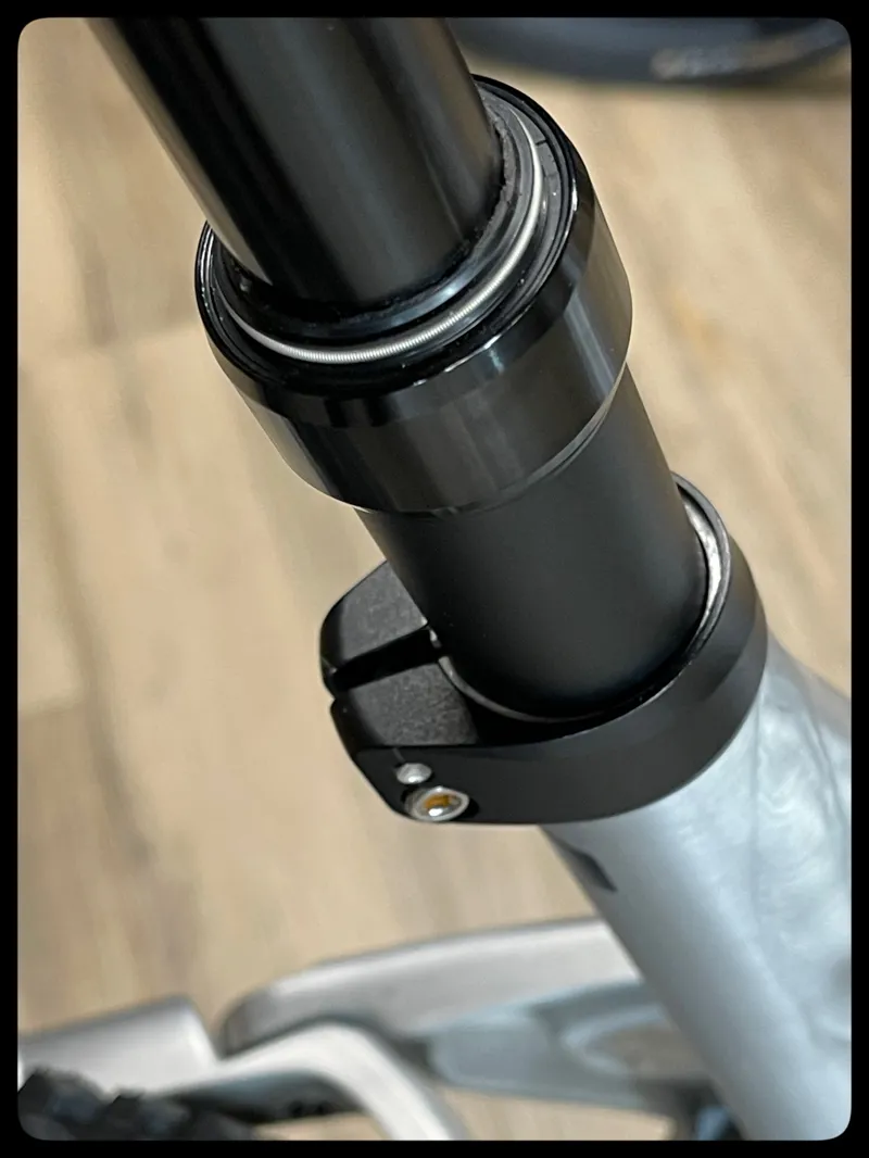 Giant Stance E+ 0 Pro Large Raw Aluminium 2023 Approved Used-4