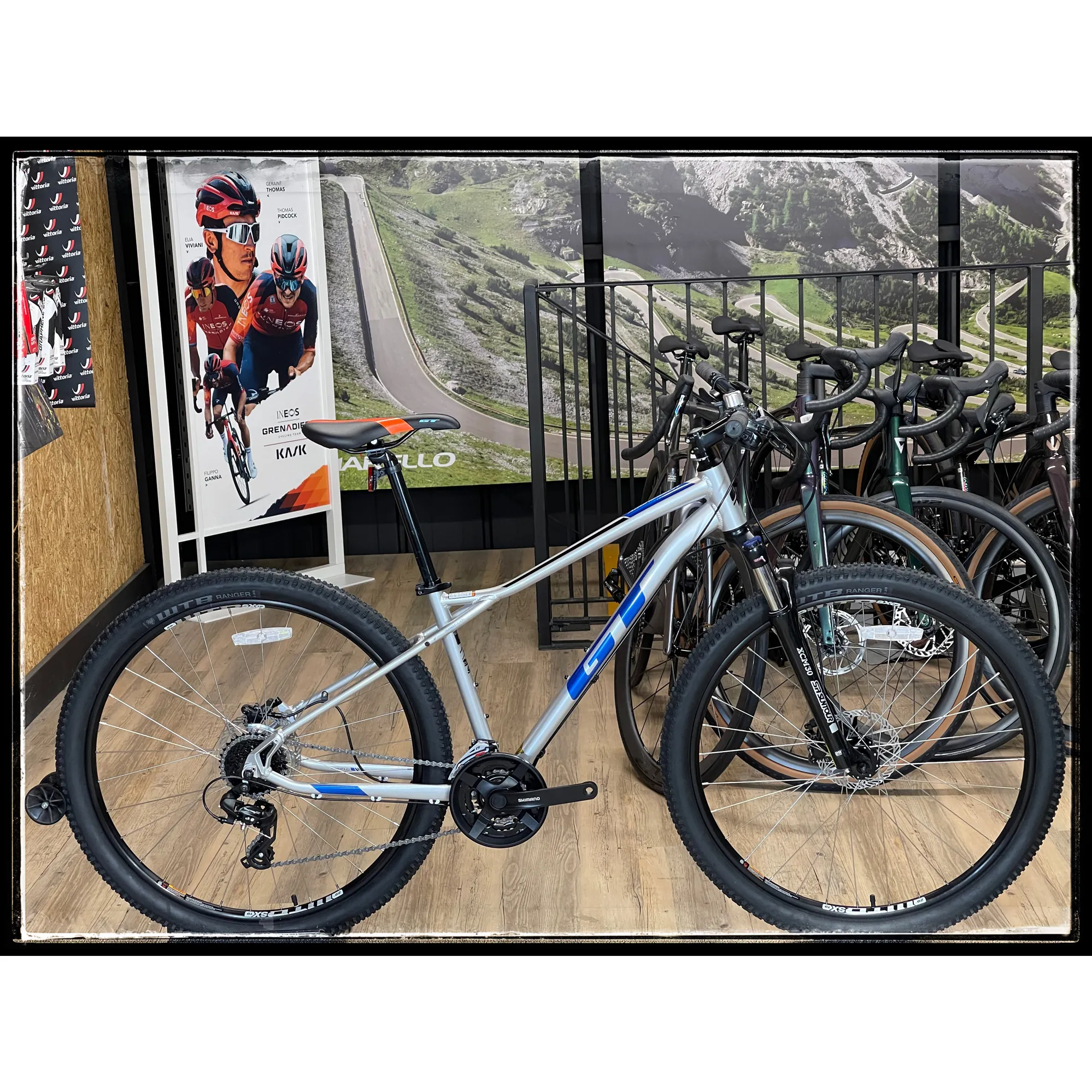 Gt Aggressor Silver GT Aggressor Expert 29er Silver Suncycling