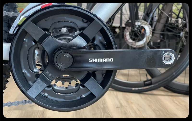 GT Aggressor Expert 29 MTB Bike Large Silver 2023-9