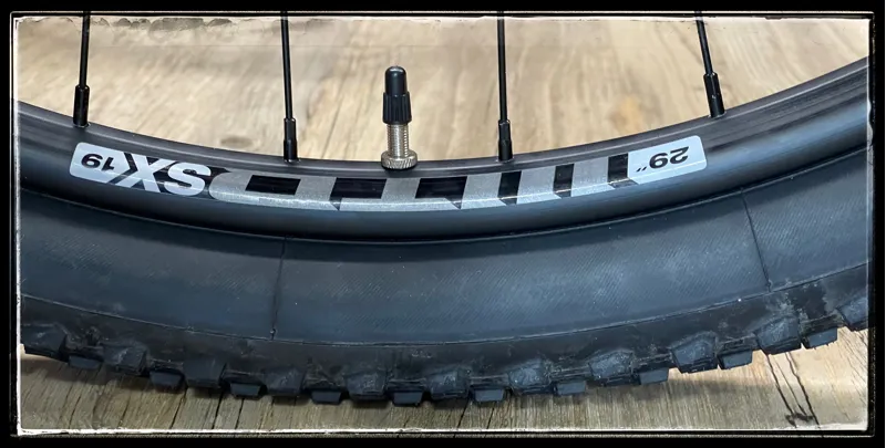 GT Avalanche Elite 29er Large Red 2023-9