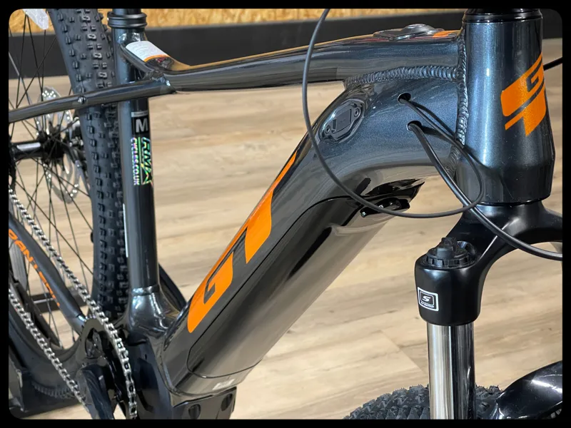 GT ePantera Dash 29er Medium Ebike Gunmetal 2023-2