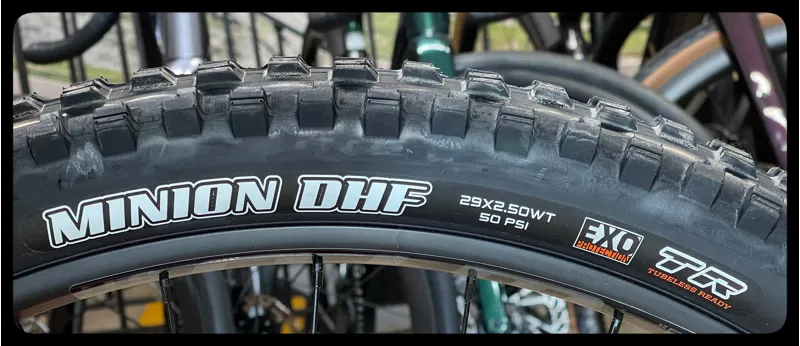 GT Sensor Comp 29er Mens Medium Black 2023-12