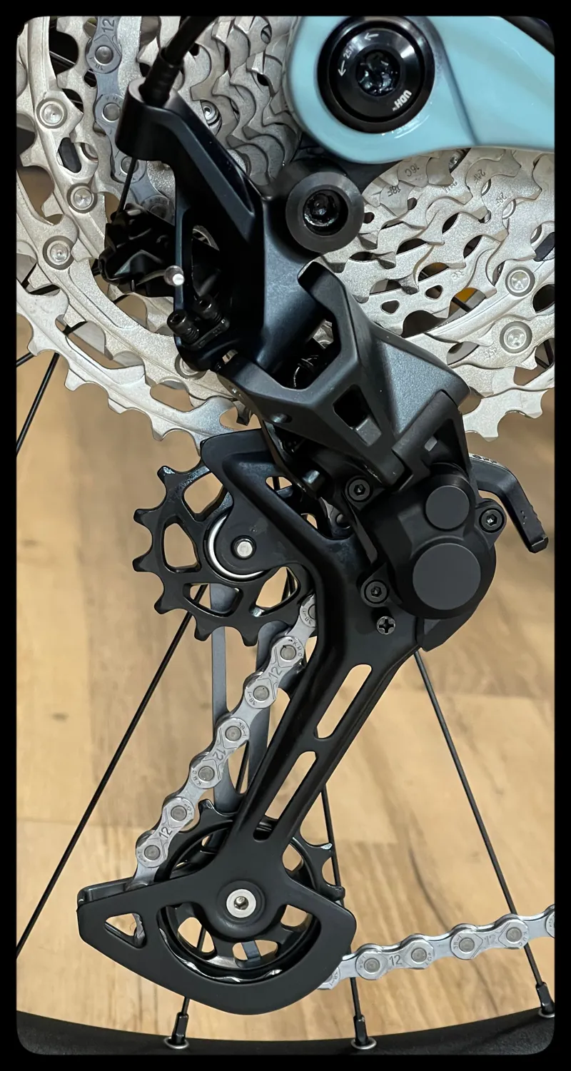 Intrigue X Advanced E+ EL 2 25km/h Medium Soap Suds/Aged Denim 2023-5