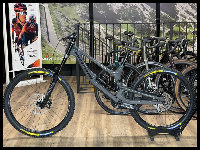 NUKEPROOF DISSENT CARBON 290 comp M-Large Bullet Grey 2023-1