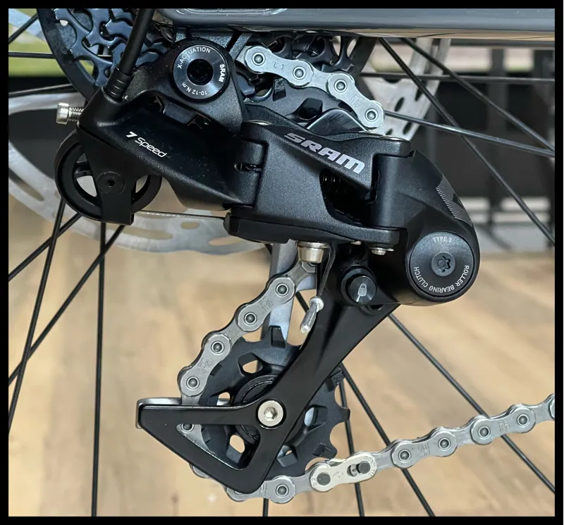 NUKEPROOF DISSENT CARBON 290 comp M-Large Bullet Grey 2023-4