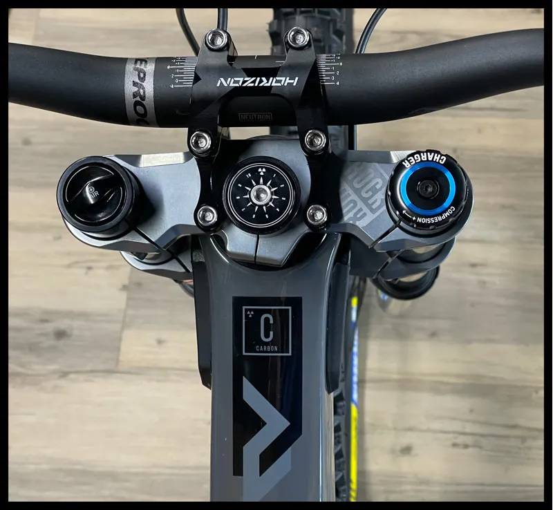 NUKEPROOF DISSENT CARBON 290 comp M-Large Bullet Grey 2023-7