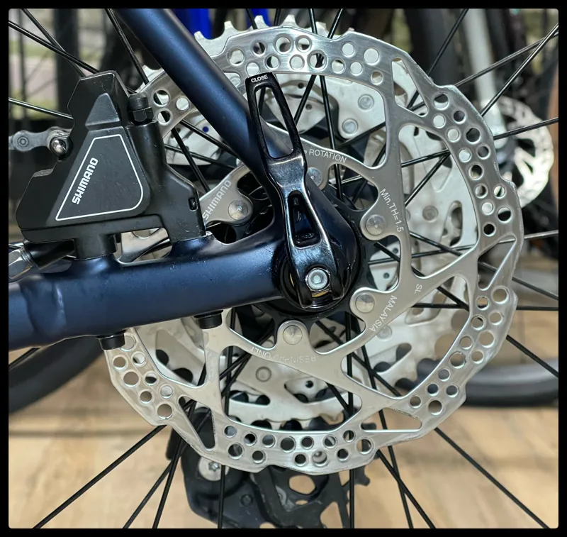 Pinarello Nytro Urbanist X-Large Blue Steel 2023 Approved Used-6