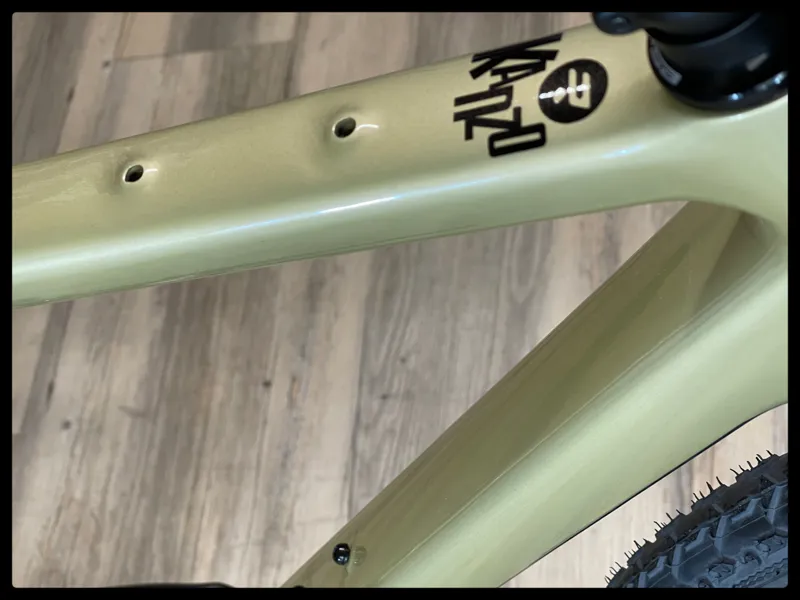 Ridley Kanzo Adventure 1.0 Medium Pale Gold 2023-4