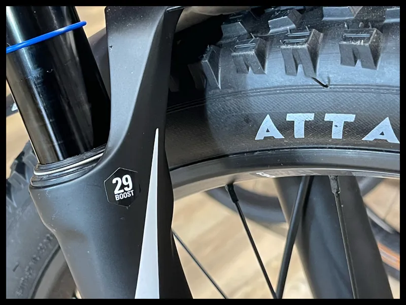 VITUS E-MYTHIQUE LT 297 VRS MOUNTAIN BIKE Large Octane Red 2024-9